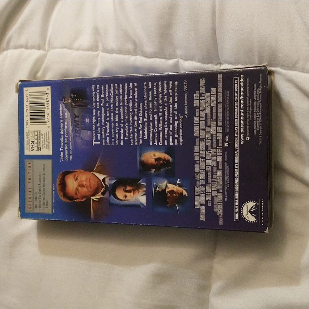 The General's Daughter 1999 Thriller/Mystery vhs tape - Picture 3 of 4